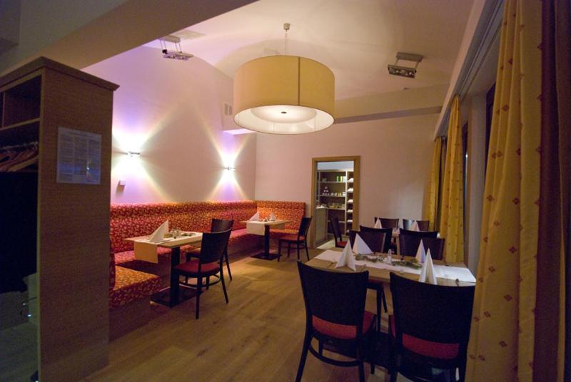 Restaurant Waldmeisterei Gera Exterior photo